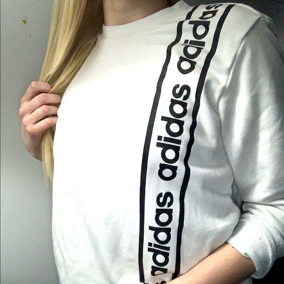 Adidas Crewneck - Picture 1 of 3